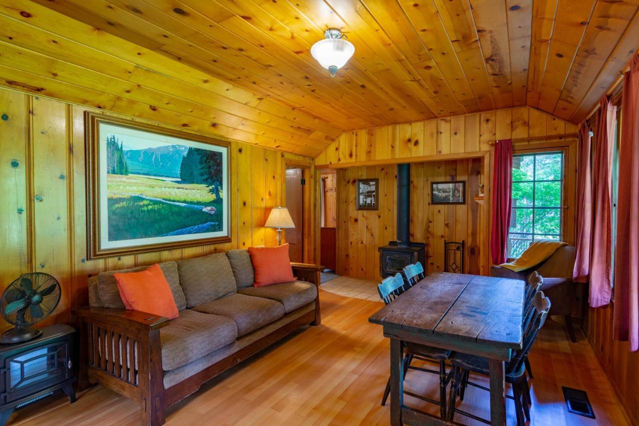 Lake Creek Lodge Camp Sherman Экстерьер фото